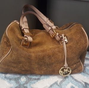 Satchel handbag